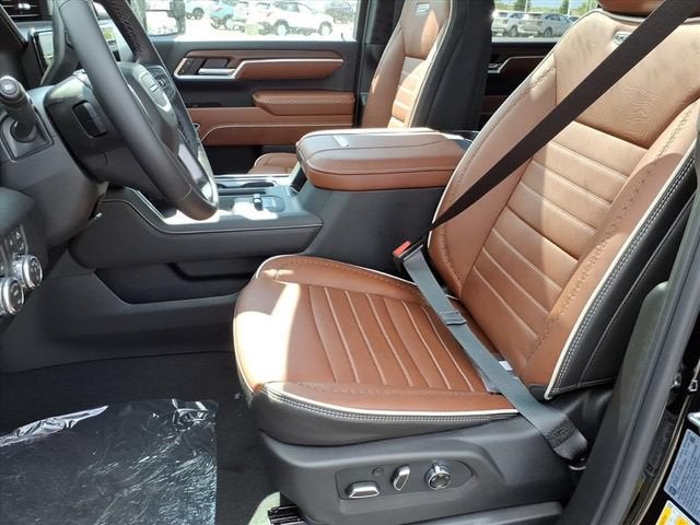 2026 GMC Sierra 2500 HD — detail view