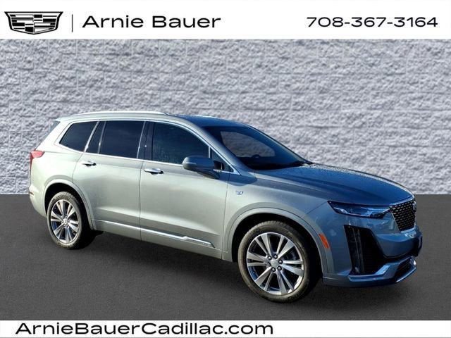 2024 Cadillac XT6 Premium Luxury in Argent Silver Metallic — front three-quarter view